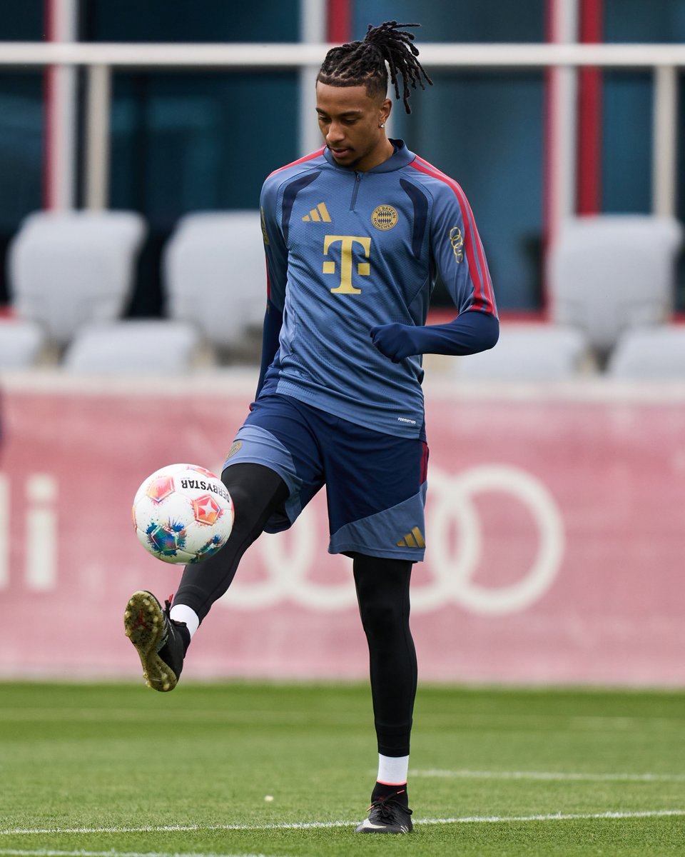 FC Bayern tweet media