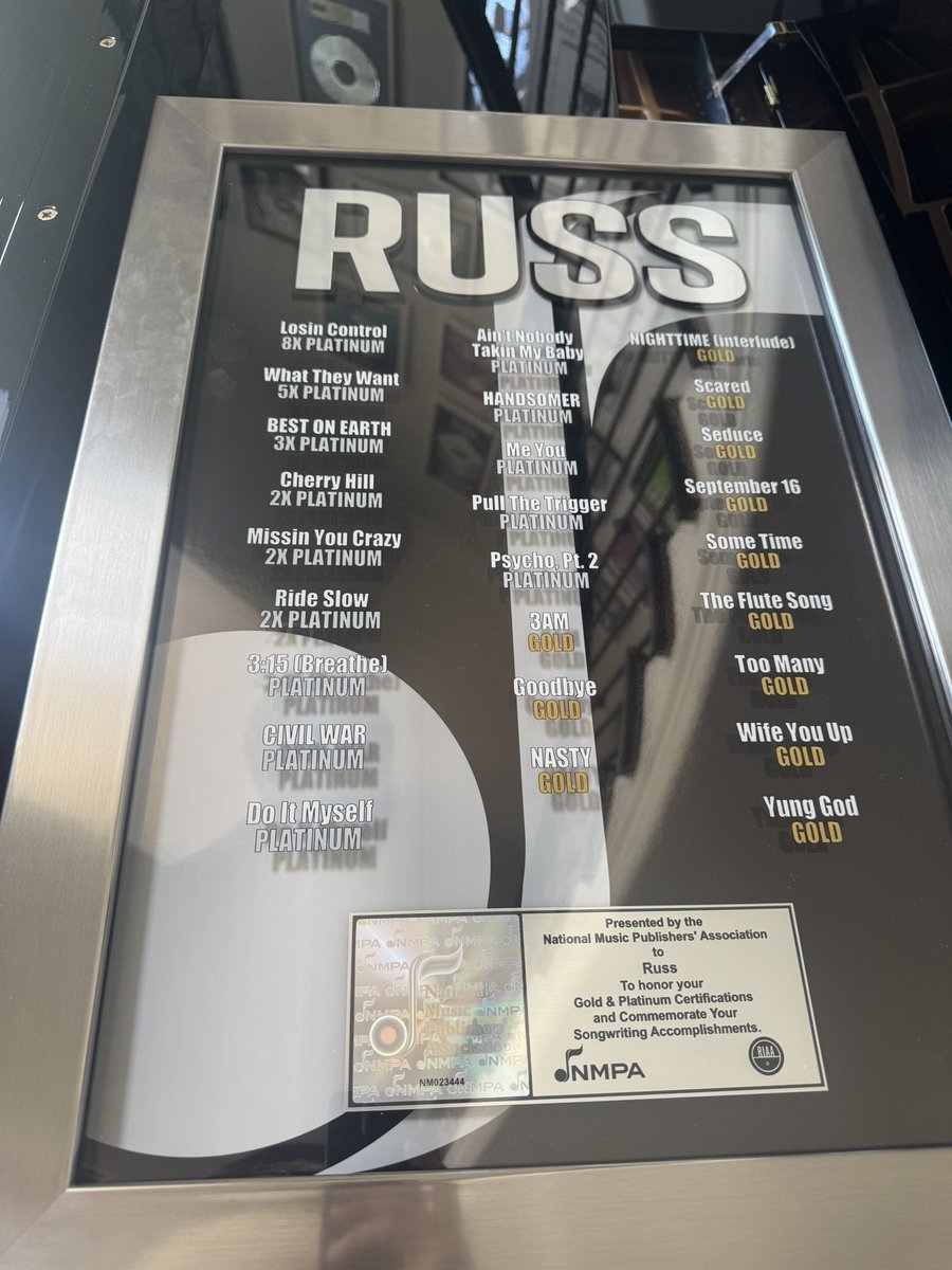 RUSS tweet media