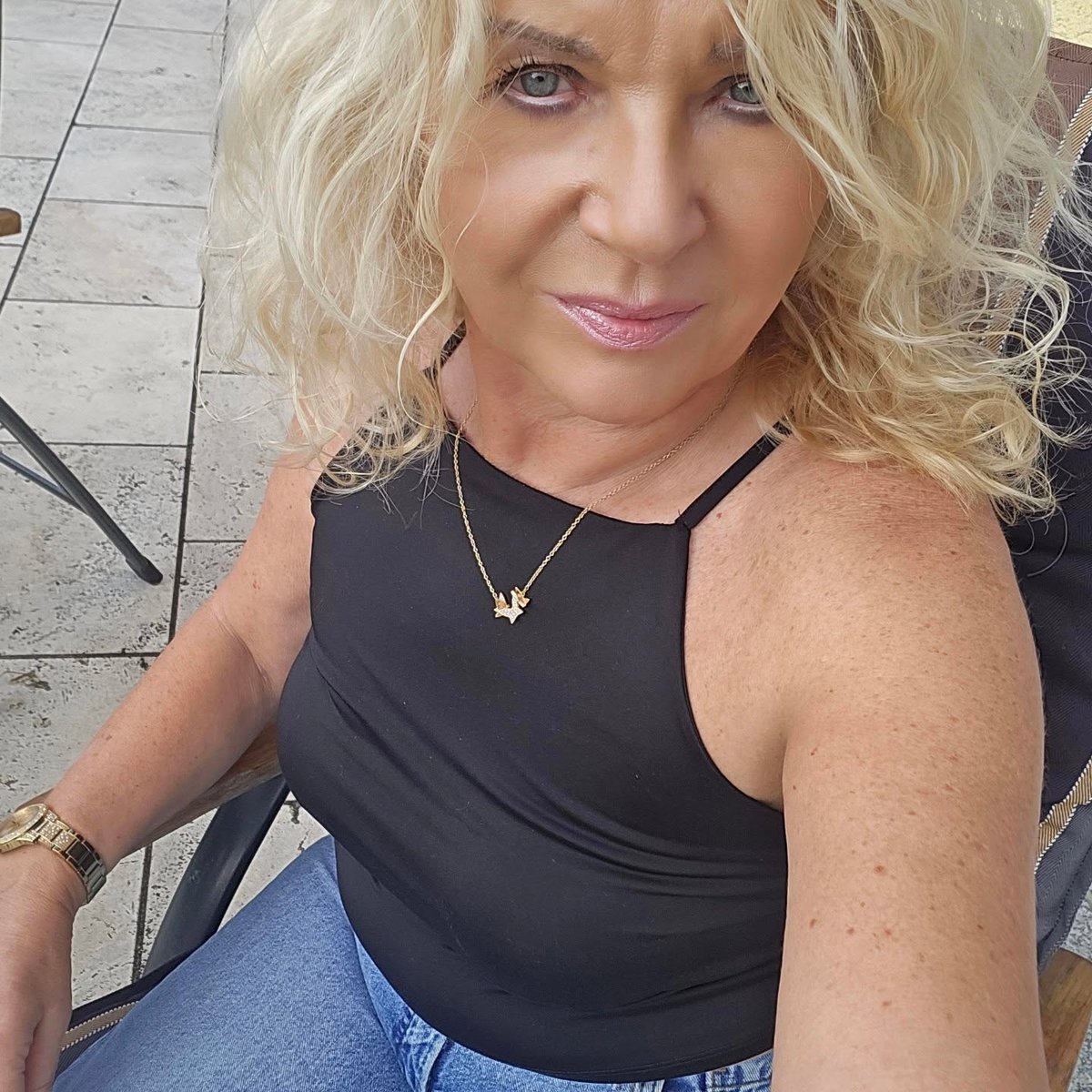 Simone Fl tweet media