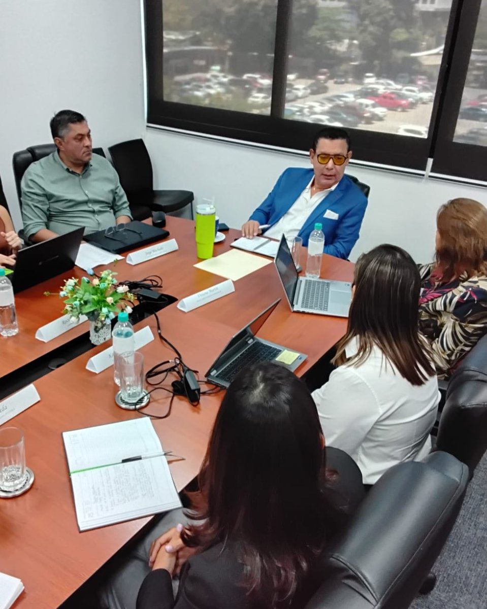 Ricardo Cucalón tweet media