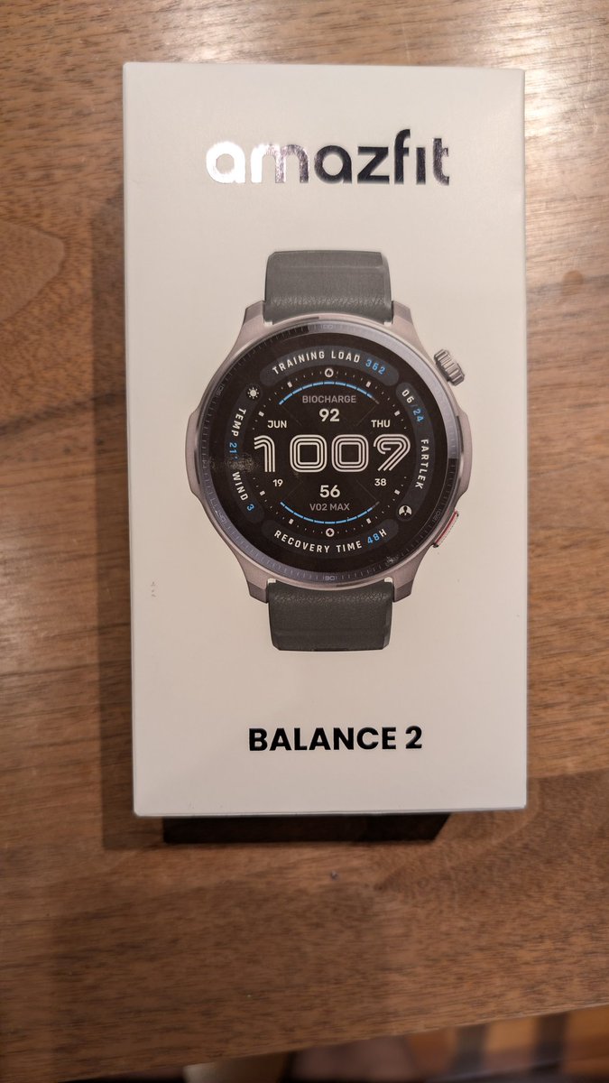 of_sw's tweet photo. おはようございます😊
本日より #applewatch から #amazfit の #balance2 に。
とりあえずバンドはブラックで職場でも浮かない様に(^_^;)
何とUSBケーブルは付属無し。意外とコレ良いかも。 https://t.co/SOJGTdp7pE