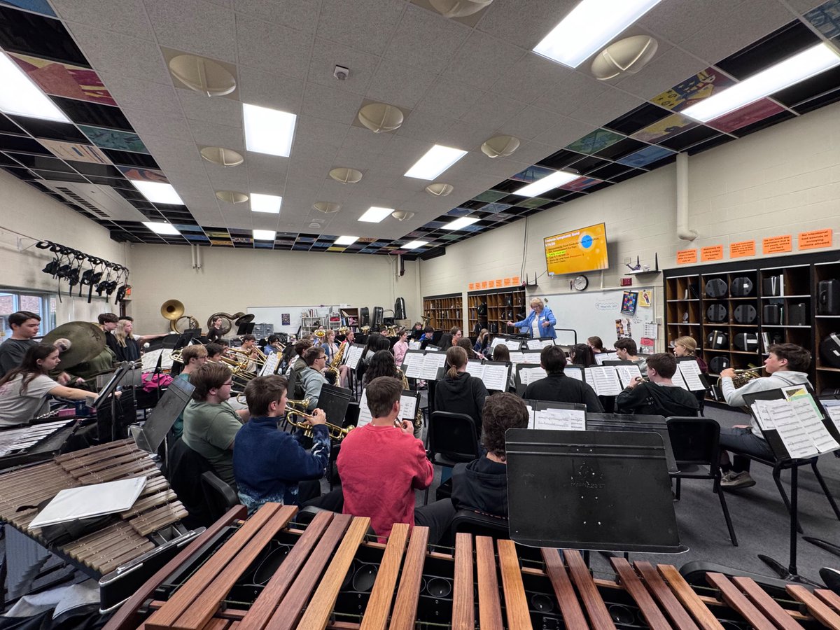 FCSD_Music's tweet photo. Many thanks to Mrs. Ihasz, legendary local High School Band Director and Fredonia resident, for coming in to work with our Symphonic Band as they prepare for their Spring Concert and NYSSMA Major Organization Evaluation next week. https://t.co/MgIuvGolZF
