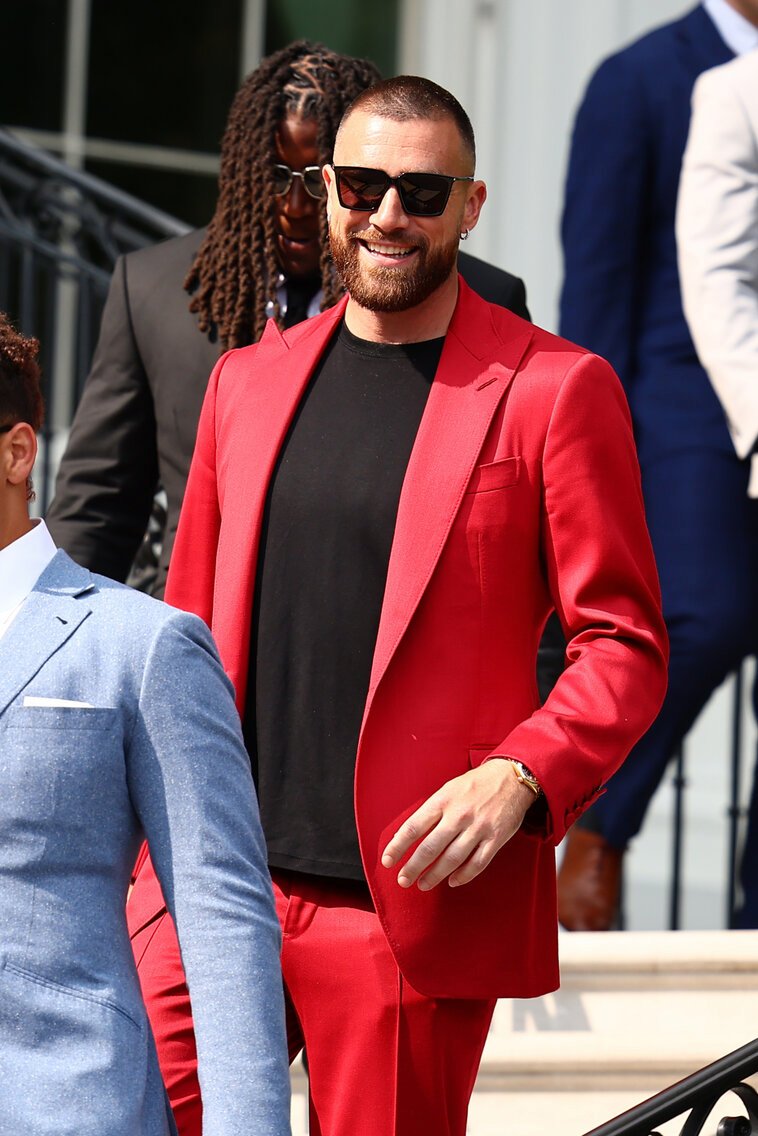 TMKelce's tweet photo. In The White House  😎 
#FreeRol https://t.co/4Ebe1V2VFt
