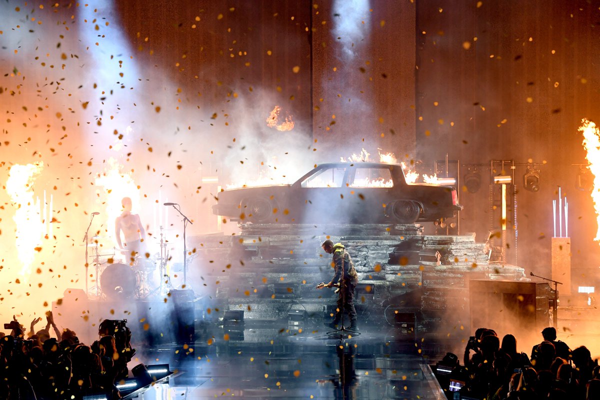 American Music Awards tweet media