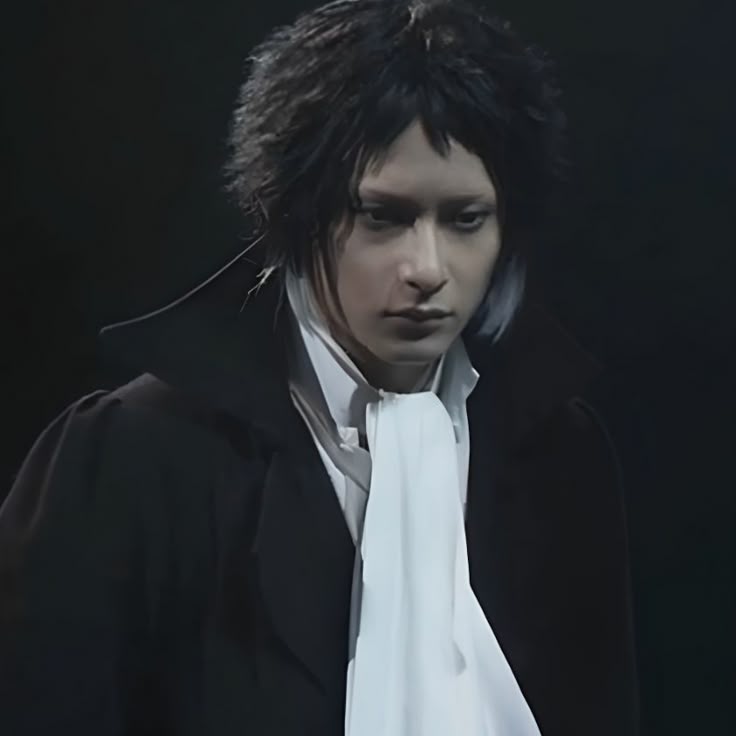 daily akutagawa 🦇 tweet media