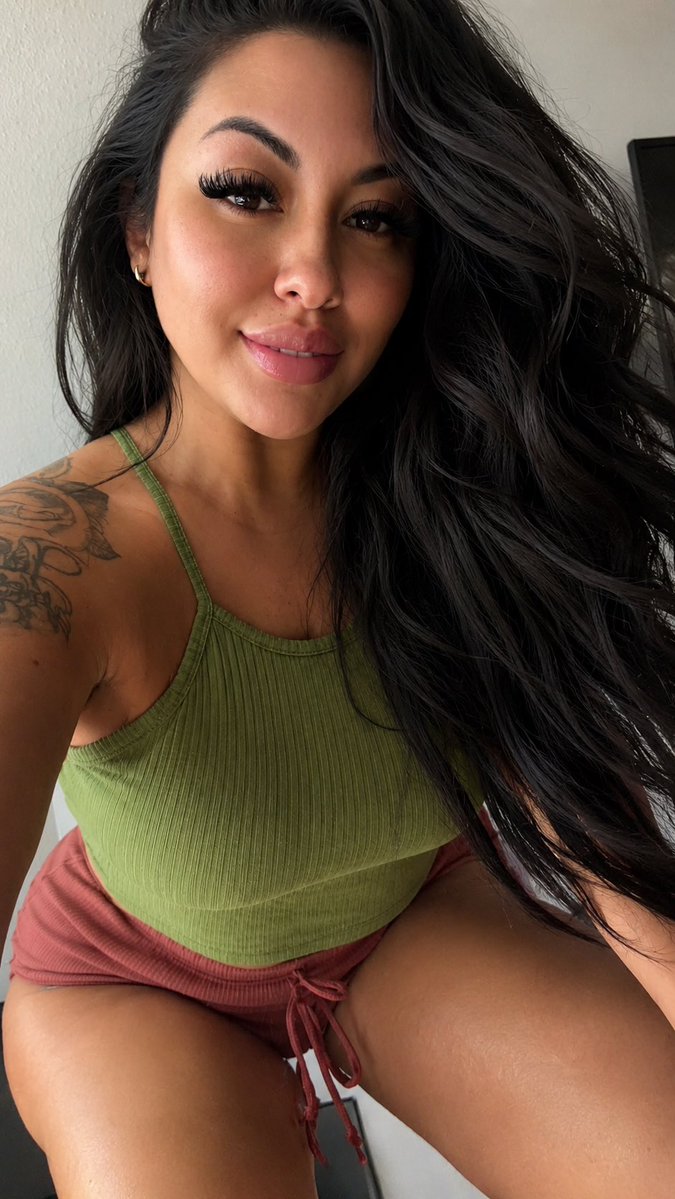 Stephanie Esparza tweet media