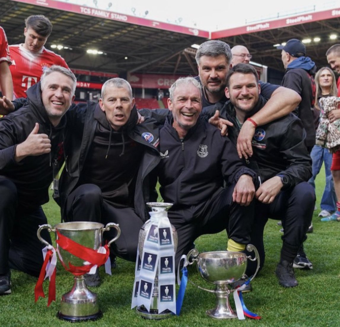 Home Bargains F.C 🏆🏆🏆🏆🏆🏆 tweet media