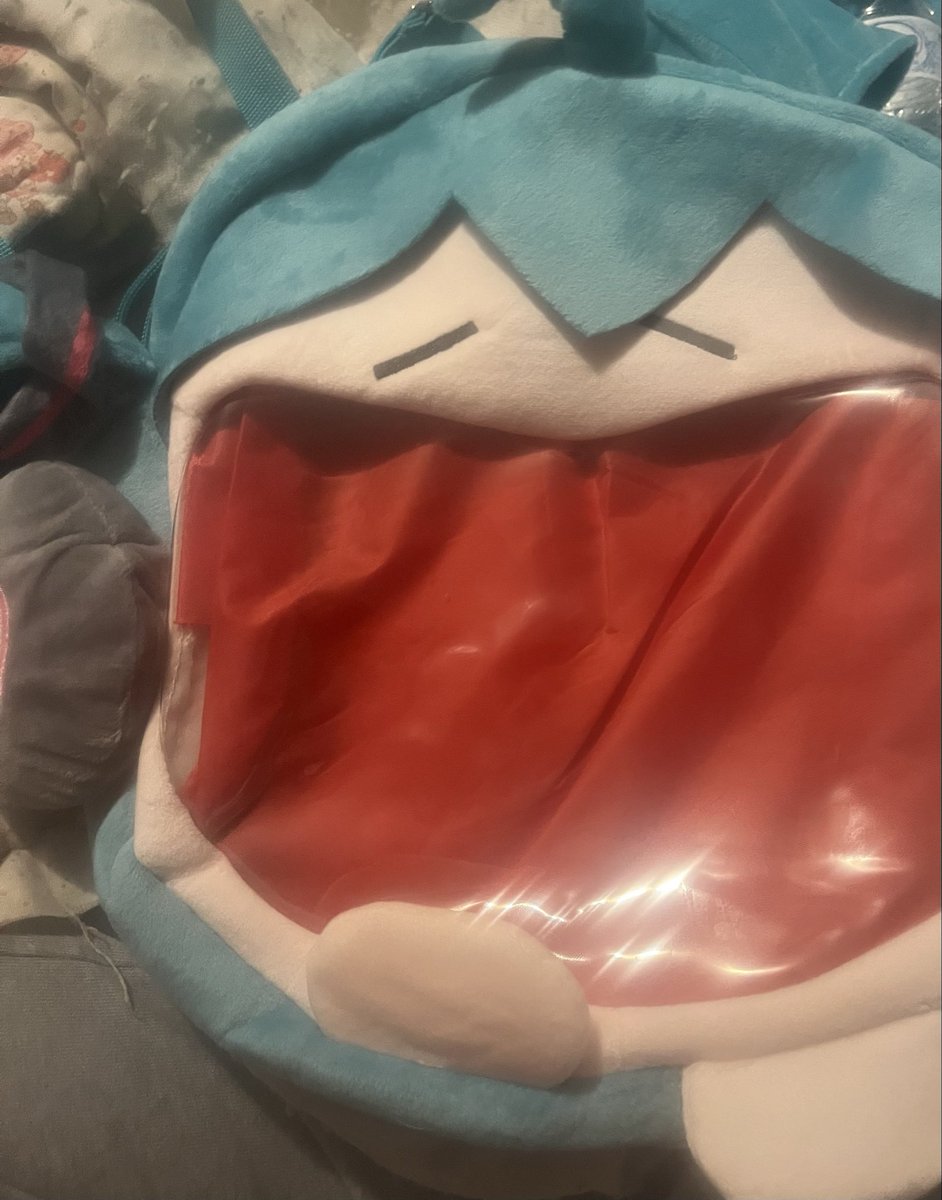 BasketCCLVI's tweet photo. Went to a convention with some good friends, had dinner with the family, and had a solo trip to get some new criterions and see a movie. A very much needed great weekend(ignore that I almost waited a week to make the post though) https://t.co/oSAHh4D4ig