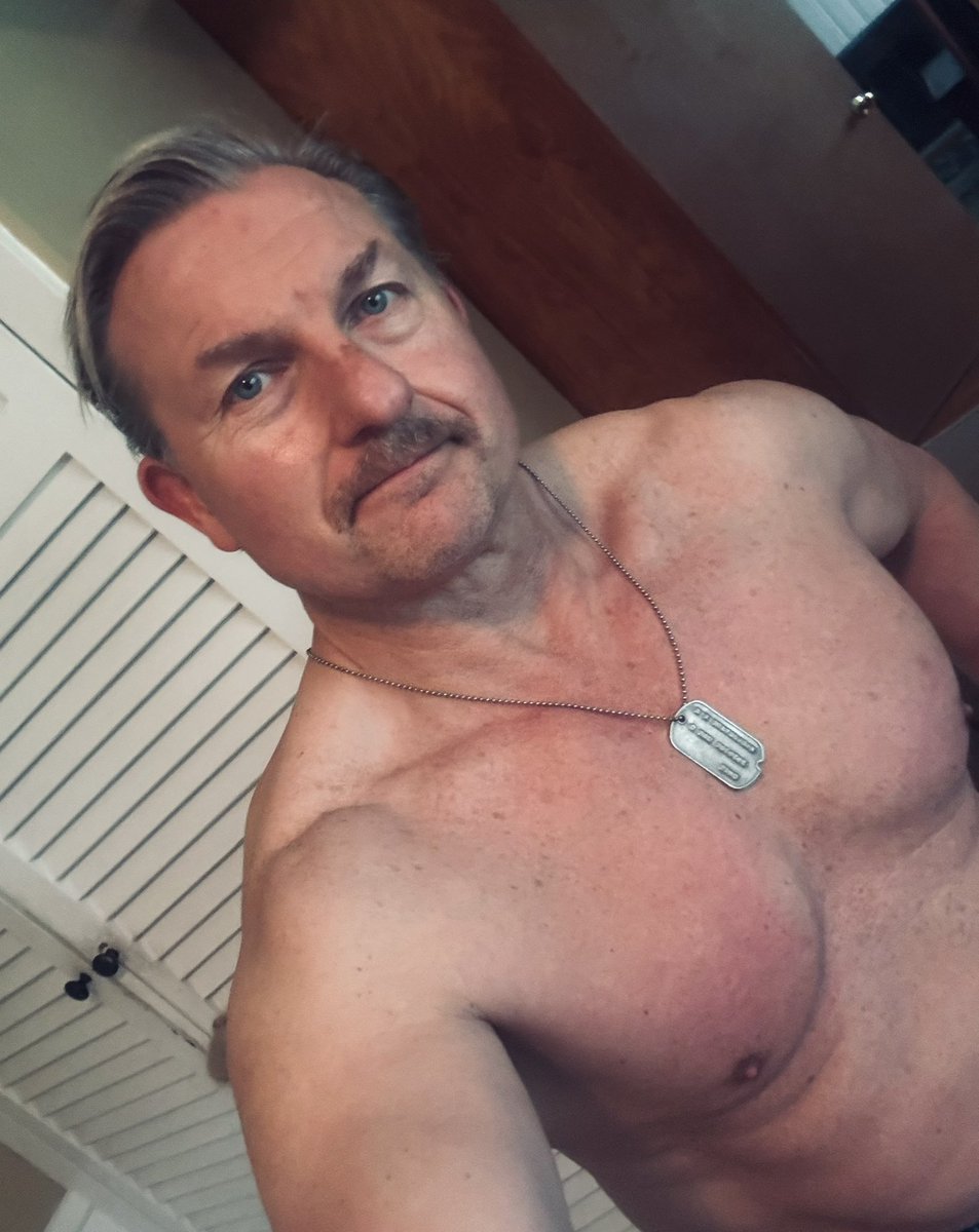 Russell The Author tweet media