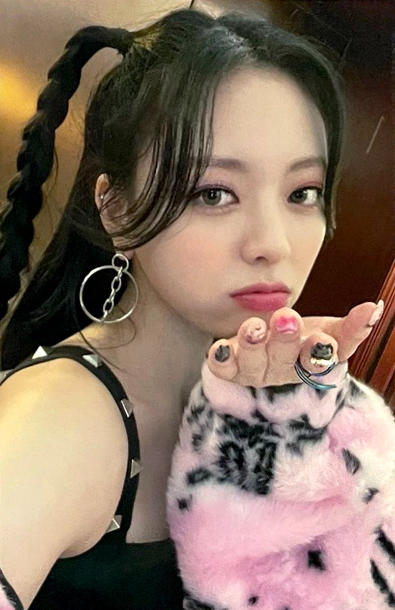 ITZY CRAZY IN LOVE Busan POB 