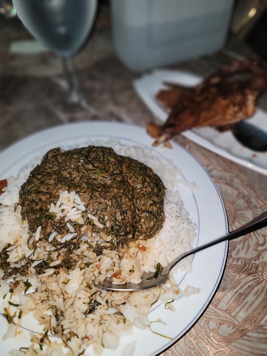 WandjaN's tweet photo. Au menu du soir, Riz blanc, Fumbwa et Soso...

Dieu donne à manger à ceux qui ont des dents. https://t.co/XDb7AX0Xih