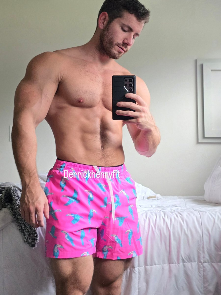 DerrickHenryFit tweet media