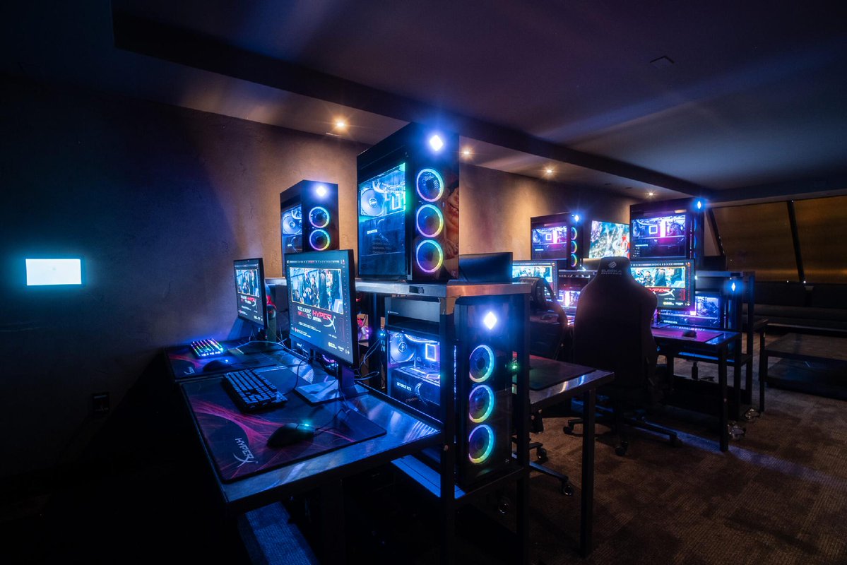 HyperX Arena Las Vegas tweet media