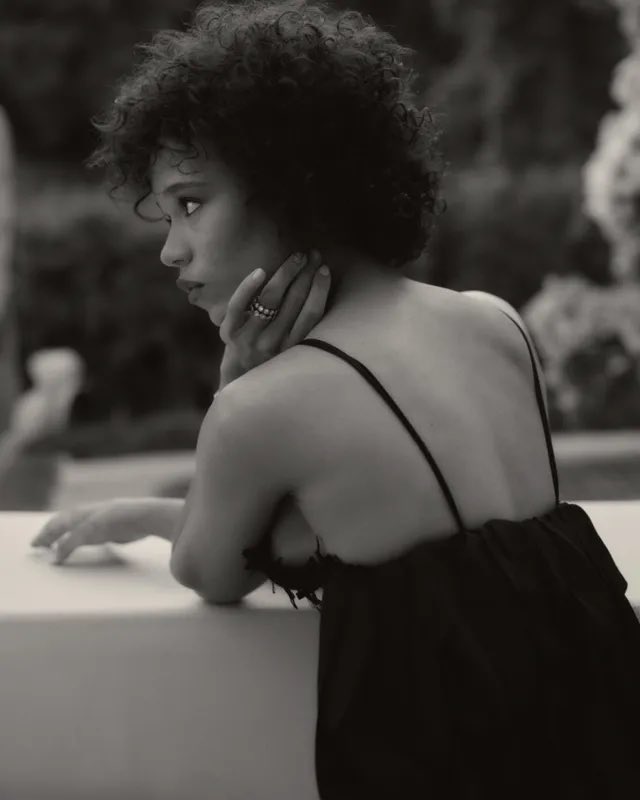 Taylor Russell Details tweet media
