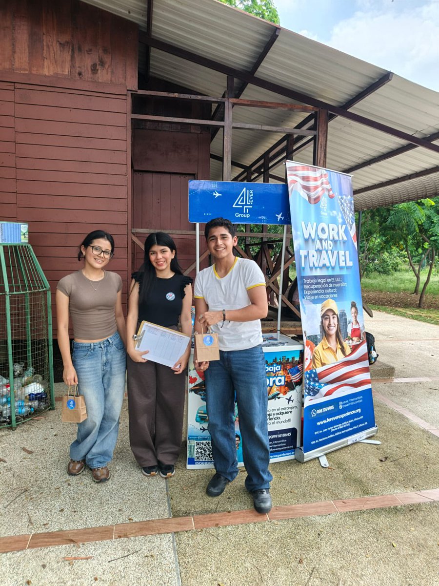 foreverintercam's tweet photo. Feria U. ESPOL 🐢✨ https://t.co/txoP1gV7sf