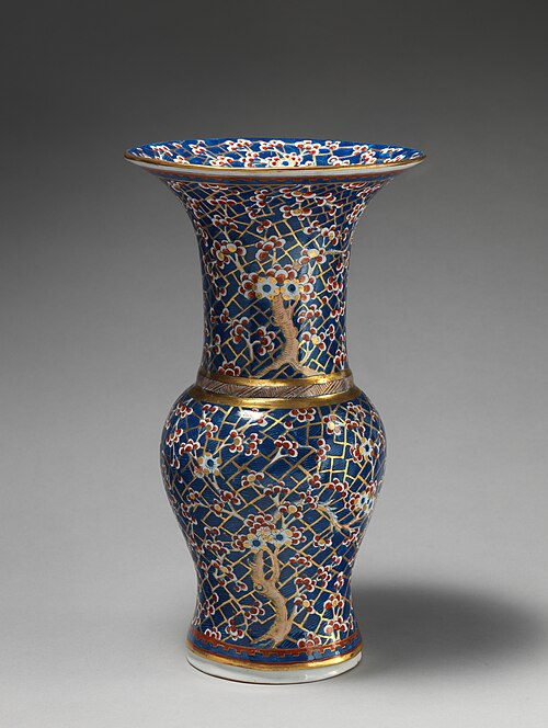 EJagiellonians's tweet photo. Decorative vase from the Polish Royal Farfur Factory in Belweder (Warsaw). Ca. 1775.
👑🇵🇱🏺🪙
Photo. Metropolitan Museum of Art in New York. https://t.co/rQYDamBy11
