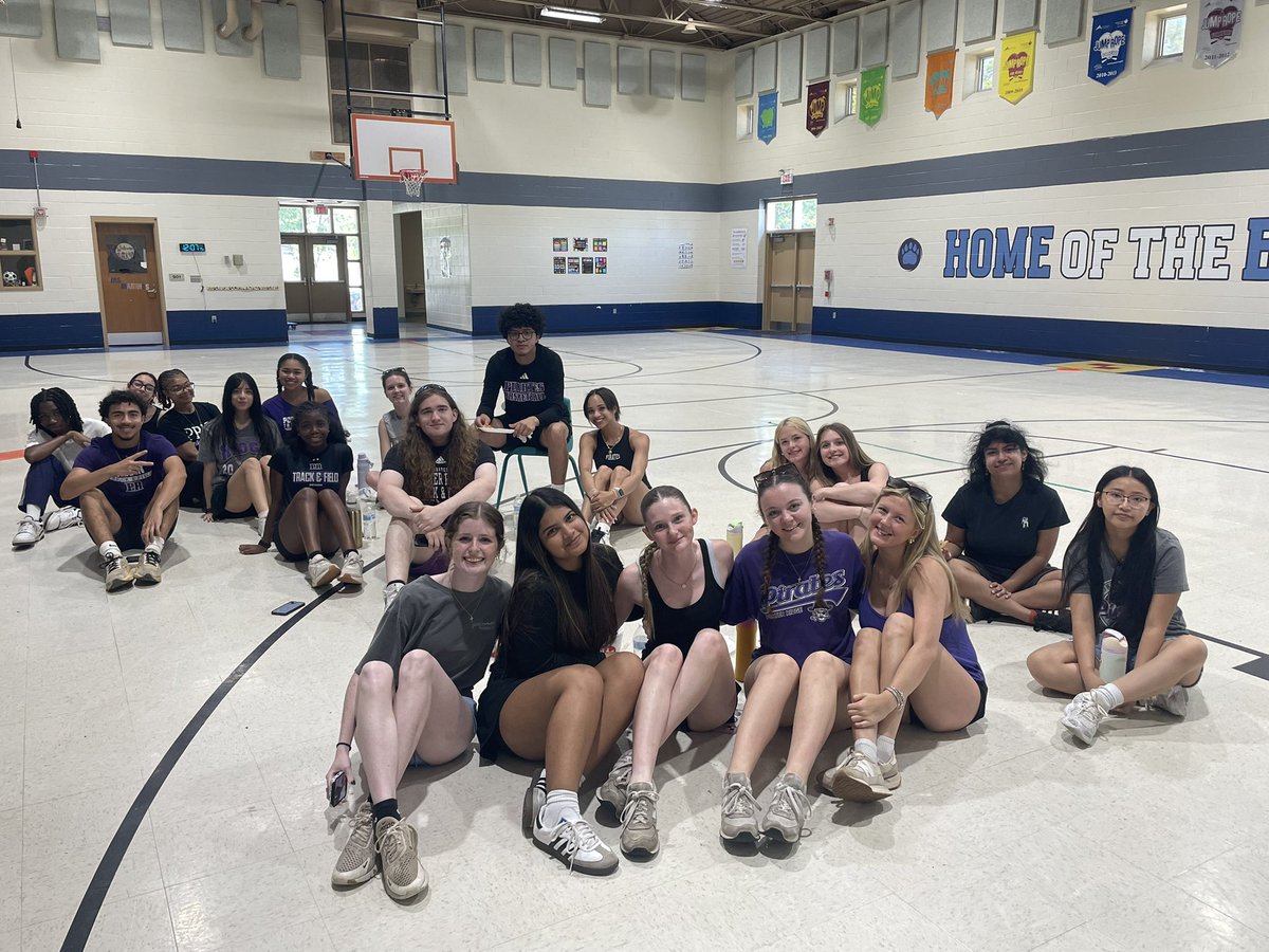 SardisESNC's tweet photo. We cannot thank this incredible group of @PorterRidgeHSNC students for running all of our stations at Field Day!!! They were excellent leaders!! Thank you to the teachers for sharing them with us today!🫶🏻💯✨@kellylmarks54 @AGHoulihan @UCPSNC @boatcandice @jpdelucia https://t.co/nabhGjGGiz