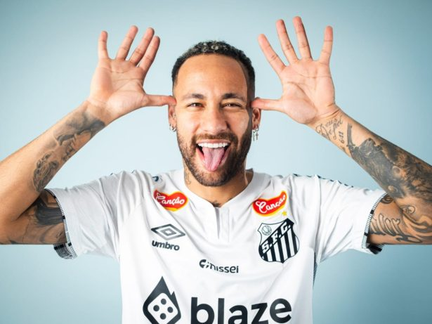 futtmais's tweet photo. ATENÇÃO! ⚠️

Todas as bolsas de apostas no mundo mudaram de ontem para hoje suas projeções. 

A indicação REAL hoje, indica que Neymar voltará a Seleção Brasileira após 3 anos e vai jogar a Copa do Mundo. https://t.co/qpgTChuLGM