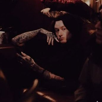 oli tweet media
