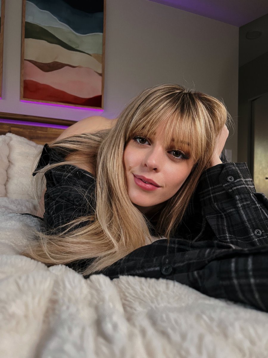 Bri blossom tweet media
