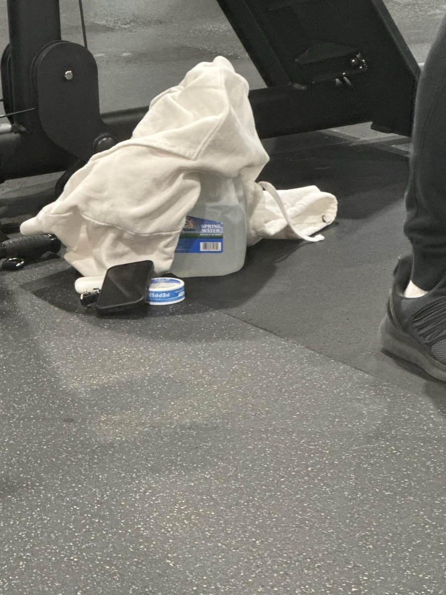 Andy “Download Swolemates” Rosenberg ✌🏻 tweet media