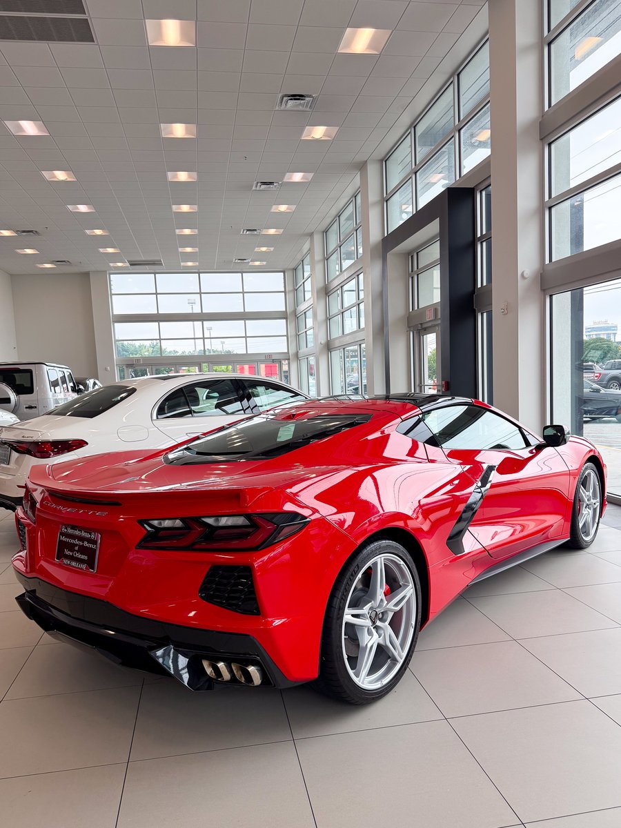 BenzOrleans's tweet photo. A standout addition to our pre-owned lineup. 🔥
The 2023 Corvette Stingray combines iconic sports car styling with modern performance engineering for a drive that’s impossible to forget.

Explore it today at Mercedes-Benz of New Orleans: 📍3727 Veterans Blvd in Metairie https://t.co/aqVSyumemM