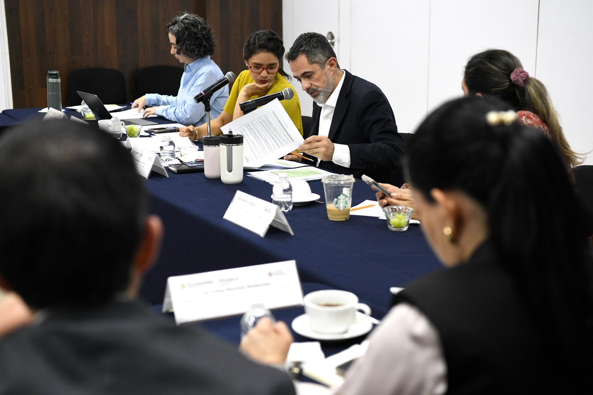 Iván Escalante tweet media