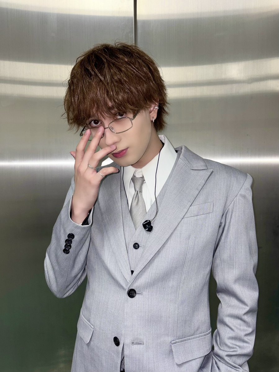 SUPER★DRAGON tweet media