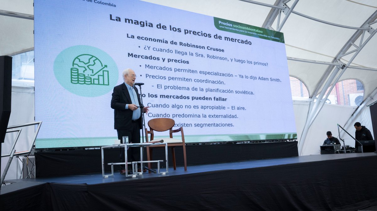 Superfinanciera tweet media