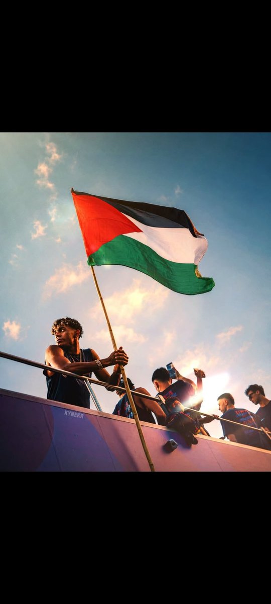 OsmanElbs's tweet photo. Karakter Herşeydir @Lamineeyamal__ Free phalestine https://t.co/8SkRRBACWk