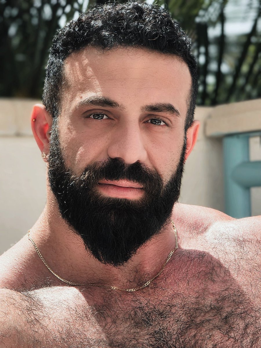 Guy Motola tweet media