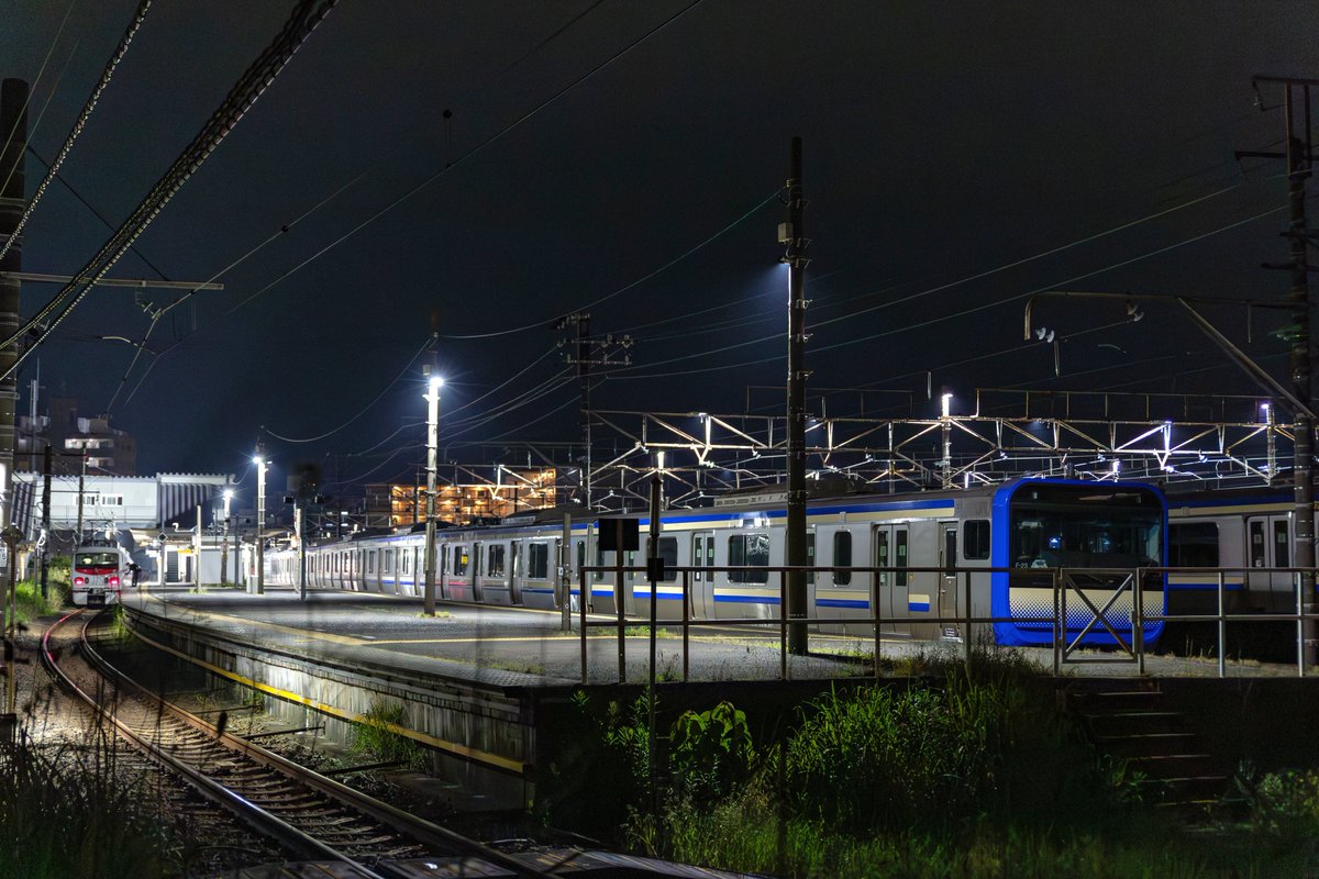 YY_Train_Labo's tweet photo. 2026.05.15
試 9791M ～ 試 9792M
横須賀線(品川～久里浜) 検測 試運転
都ｶﾂ E491系 East i-E (3B)

15日未明に横須賀線 品川～久里浜駅間にて、E491系 East i-E による検測 試運転が行われました。

撮影場所 : 衣笠駅付近～久里浜駅

※誤記のため再掲載 https://t.co/BwG8vlw13h