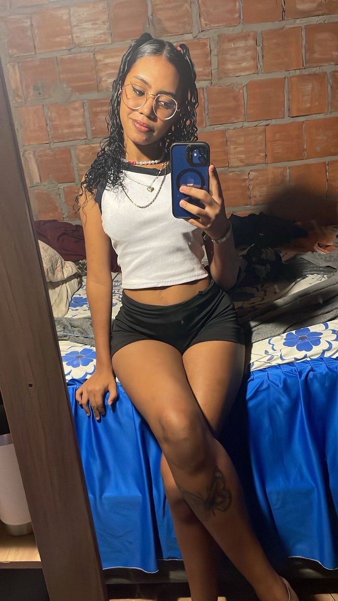 Belinha🐝 tweet media