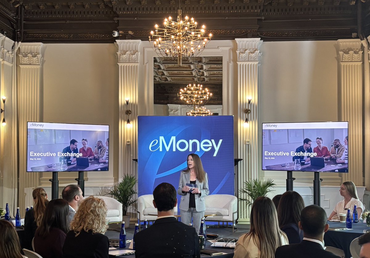 eMoney Advisor tweet media