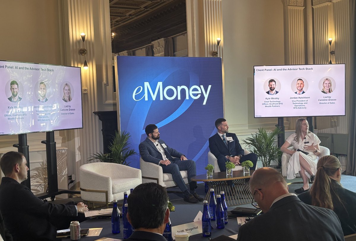 eMoney Advisor tweet media