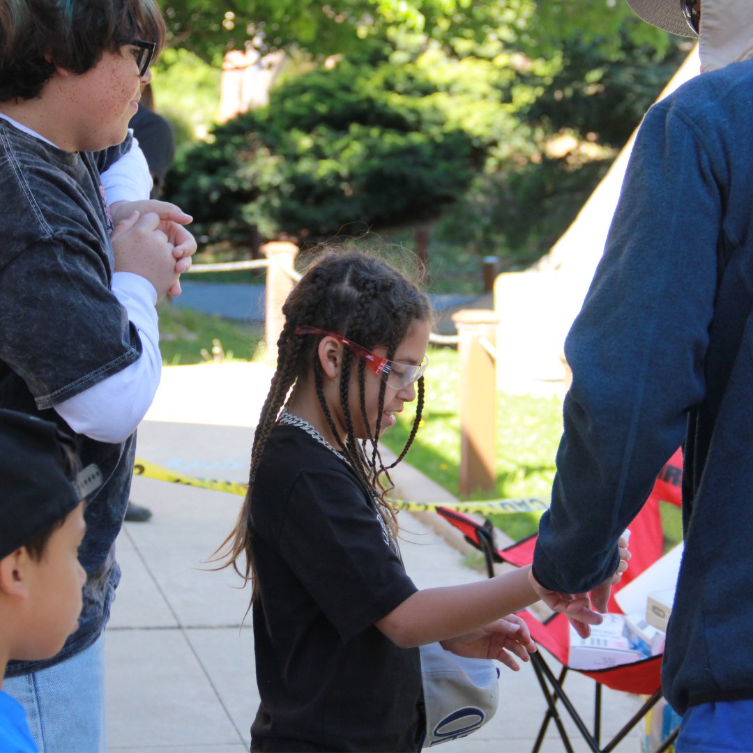 unitedwaynu's tweet photo. STEM Action Day was ROAR-some!🦖 959 attended Ogden Dinosaur Park for free STEM fun. Thanks to all businesses that came and got the community excited about science, technology, engineering, and math! 🧪🔭➗ 

#OgdenEvents #STEMEducation #MathIsCool #ScienceActivities #FamilySTEM https://t.co/kzfdW8aQiJ