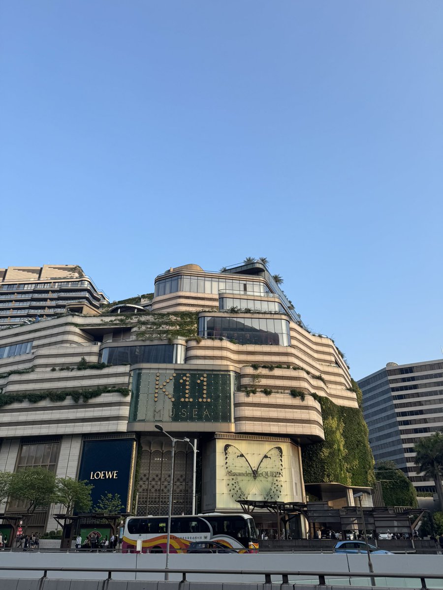 kiborisov's tweet photo. Hong Kong felt very eco https://t.co/2bvrR6huev