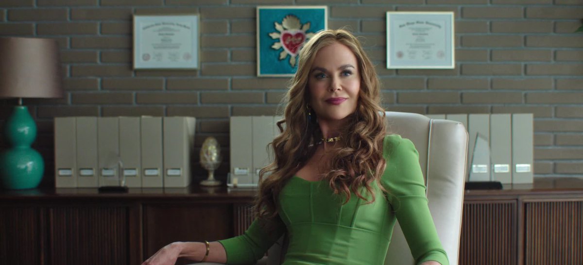 NicoleKidmanNet's tweet photo. Margot's Got Money Troubles 1 x 07 - Lariat Takedown Screencaps
https://t.co/tHu8opoaqN https://t.co/wlNwRsJcFj