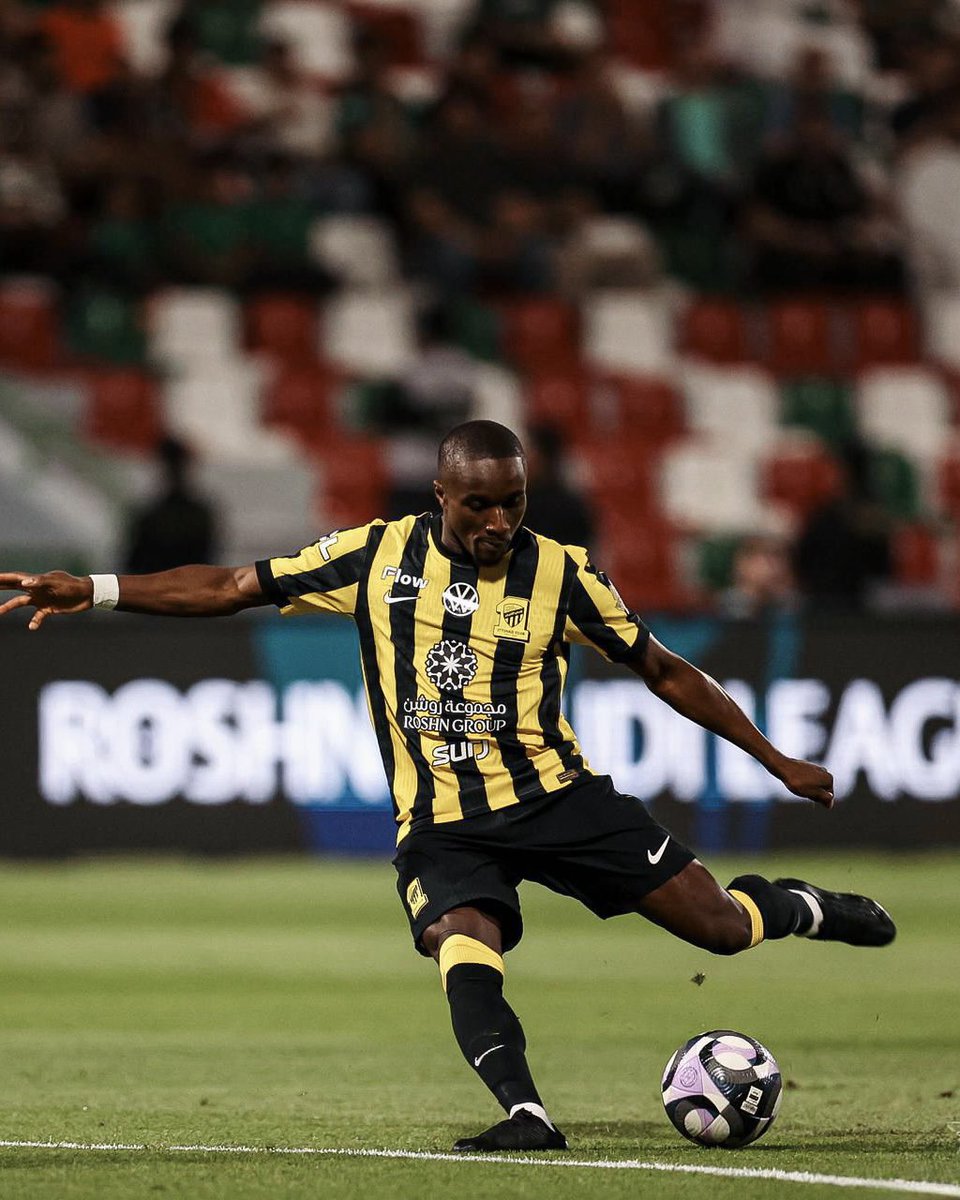 Moussa Diaby tweet media
