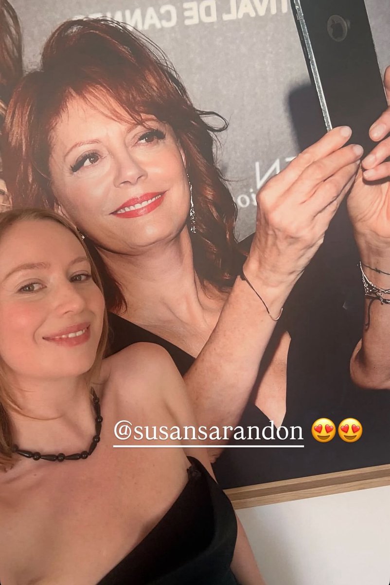 lesbian ava daniels tweet media