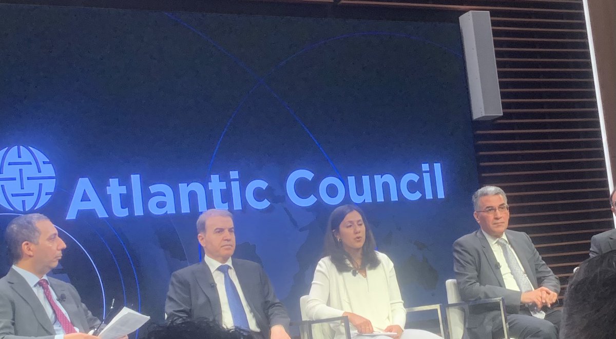 sinam56's tweet photo. It was an honor to meet with Frmr Assistant Secretary of State Barbara Leaf yesterday at the @AtlanticCouncil, Iraq Initiative annual conference.

The people of Syria have deep connections to Iraq, and we hope for peace, stability, and prosperity for all in the region. https://t.co/zmyZGcBE9u