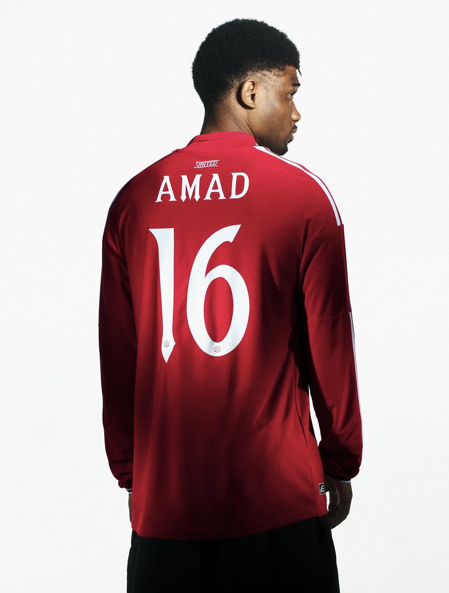 abbarty__'s tweet photo. DON’T LIE … YOU’RE JEALOUS 😉🥲❤️‍🔥
#mufc #manutd #epl https://t.co/s5HVHuVyzF