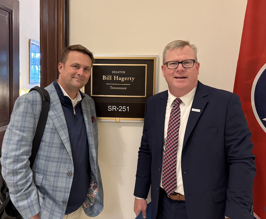 socma's tweet photo. Doug Wynn of @colonialchem, based in South Pittsburg, TN, and Bryan Kitchen of Ascent Chemicals, with facilities in Cleveland, TN, met with @SenatorHagerty on the importance of specialty chemical manufacturing to Tennessee jobs, supply chains, and American competitiveness. https://t.co/SbCU5BEMjH