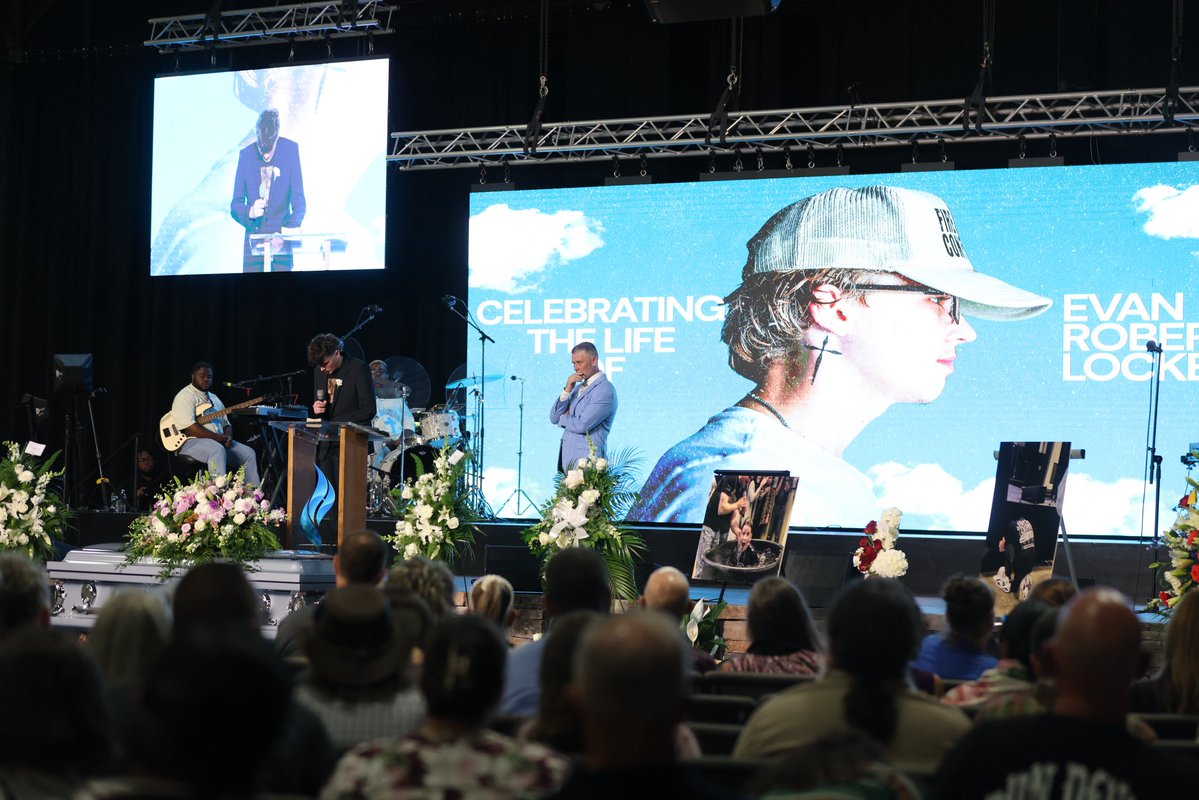 Pastor Greg Locke tweet media