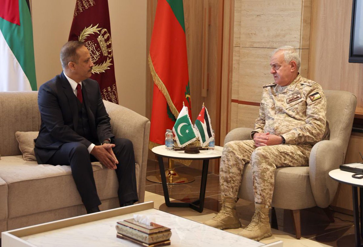 PakinJordan's tweet photo. The Ambassador of Pakistan to Jordan, H. E Major General  Khurram Sarfraz Khan (HI) M (Retd), met with the Chairman of the Joint Chiefs of Staff of the Jordanian Armed Forces (JAF), Major General Yousef Ahmed Huneiti, on 5th April 2026. 
During the meeting, both sides discussed avenues for further strengthening the longstanding brotherly relations between Pakistan and Jordan, with particular emphasis on enhancing cooperation in the fields of defence, military training, and professional exchange of expertise. The two sides also reaffirmed their commitment to deepening institutional collaboration and promoting closer engagement between the armed forces of the two countries.

@ForeignOfficePk 
@PkPublicDiplo