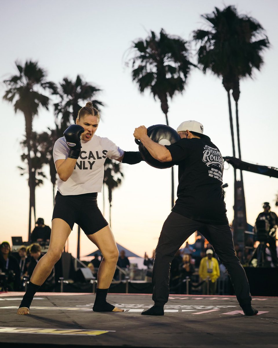 Jake Paul tweet media