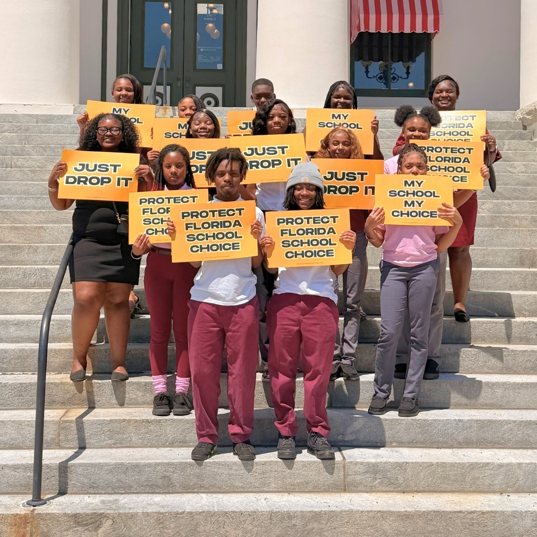 AFloridaPromise's tweet photo. Florida families came to the Capitol today with a clear message: Protect #schoolchoice for our students! 

Learn more + take action ➡️ https://t.co/QlIN7Lv4Wy https://t.co/rAajSt85e5
