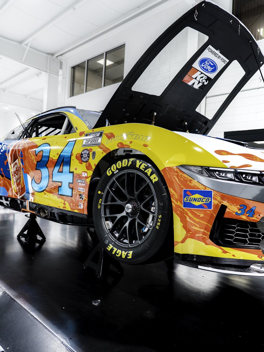 Front Row Motorsports tweet media