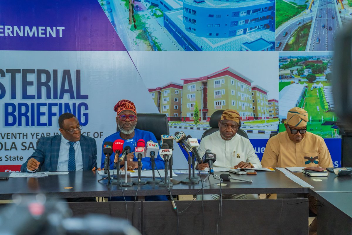 WaterfrontLagos's tweet photo. The Commissioner for Waterfront Infrastructure Development, Dayo Bush Alebiosu, disclosed this while presenting his account of stewardship over the last two years to journalists at the annual ministerial press briefing held at the Bagauda Kaltho Press Centre. https://t.co/S0AvdeJaQ4