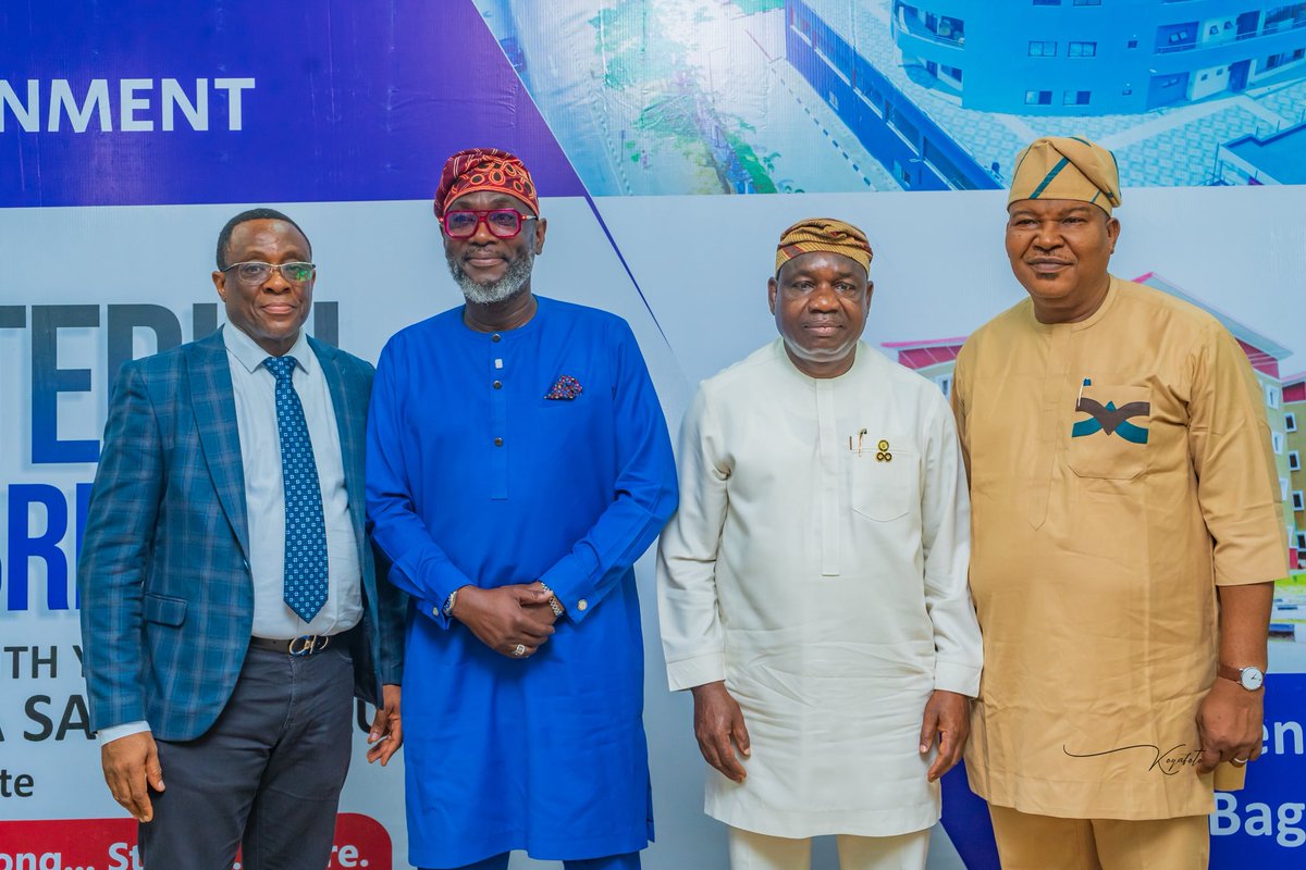WaterfrontLagos's tweet photo. The Commissioner for Waterfront Infrastructure Development, Dayo Bush Alebiosu, disclosed this while presenting his account of stewardship over the last two years to journalists at the annual ministerial press briefing held at the Bagauda Kaltho Press Centre. https://t.co/S0AvdeJaQ4